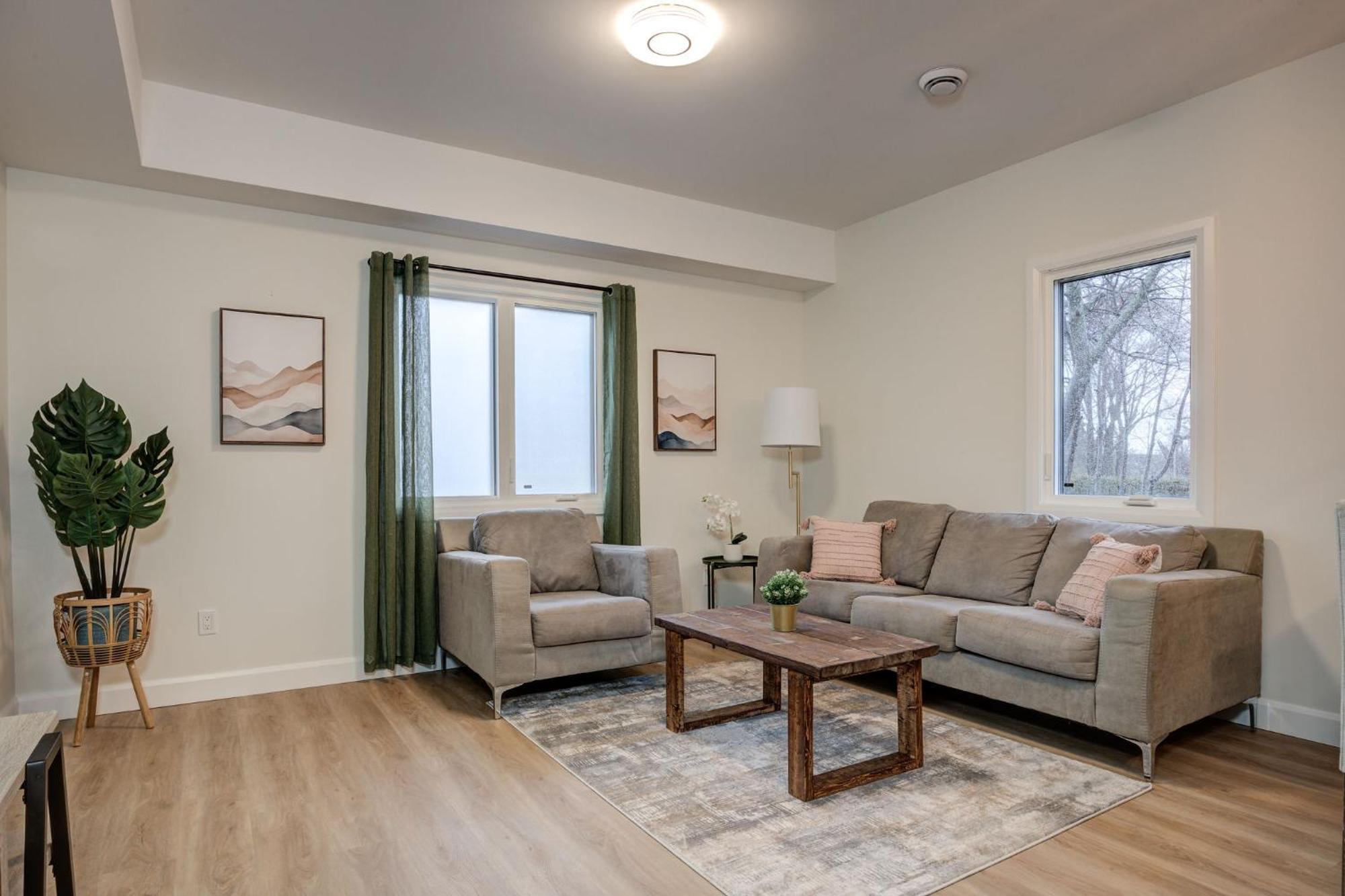 Chic Suite By Westlynn Little Current Εξωτερικό φωτογραφία